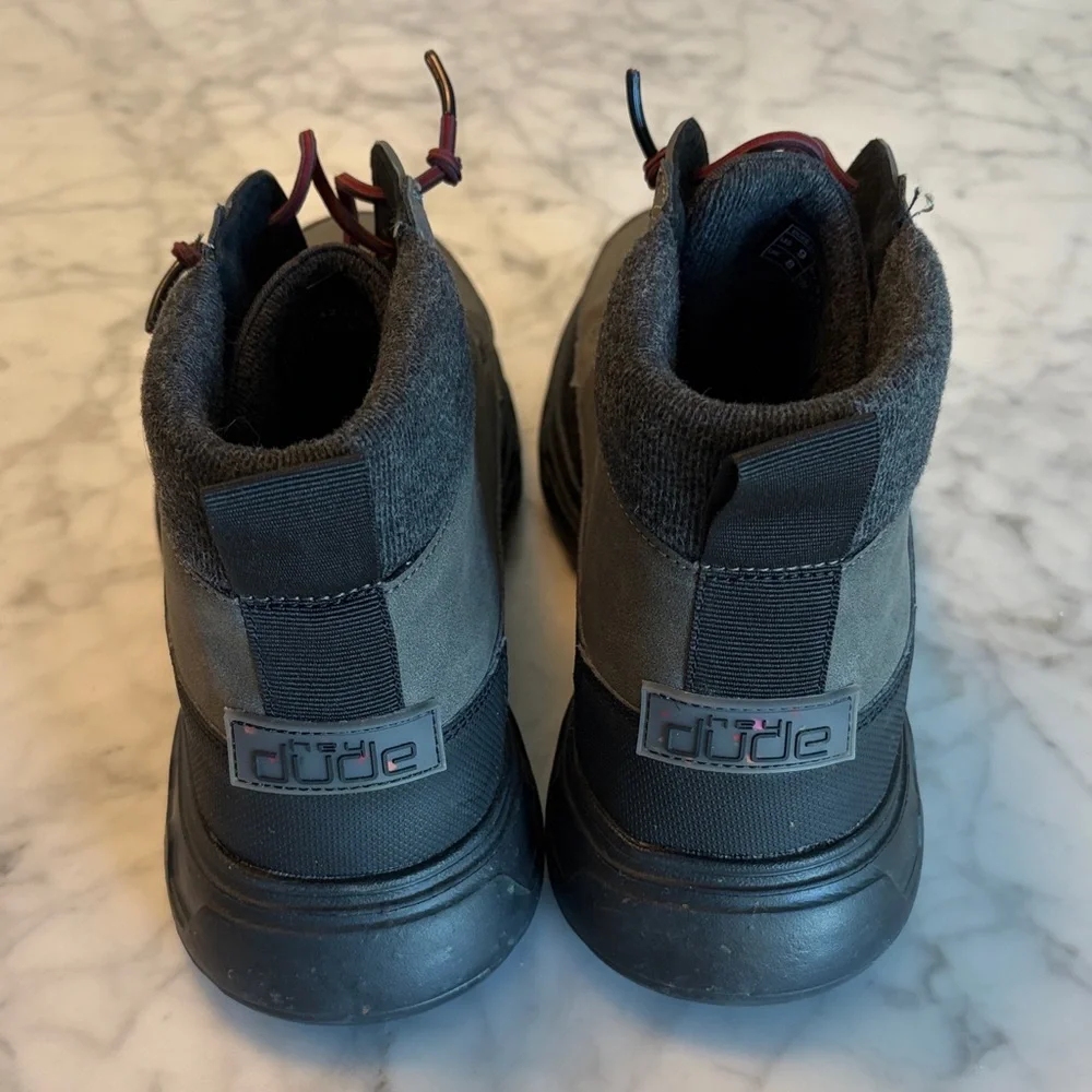 Men's Gray and Black Duke Shield Casual Boots Water Repellent Size 9